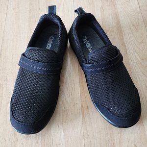 OrthoFeet Quincy Stretch Women's Black Shoes Size 8 WIde